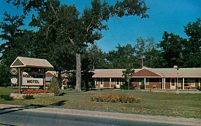 Alpine Country Inn (Northland Motel) - Old Postcard